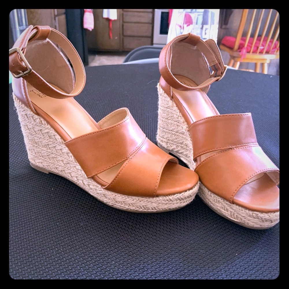 Women’s Wedge Sandal